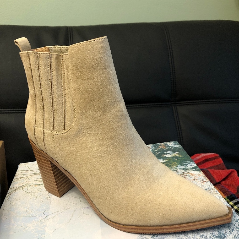 Woman’s ankle boots
